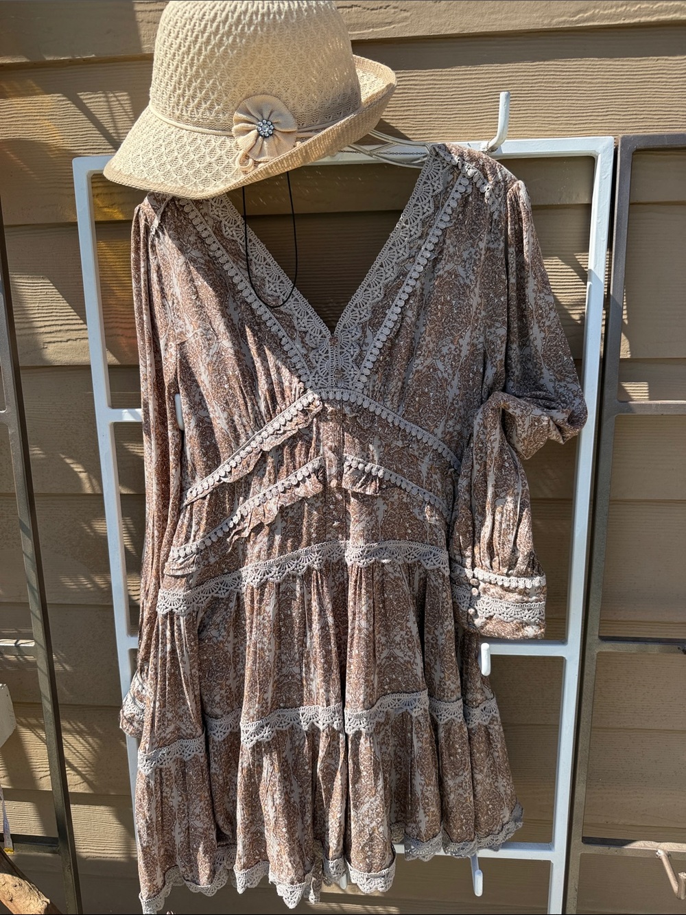 Blue Bee 🐝 New Boho Lace-Trim Lined Sexy Tiered Mini Dress in Brown tones "L"
